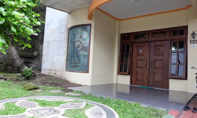 Yogyakarta House | Rumah 6 Kamar Full AC Timbur 5 Mnt Titik Nol Yogya