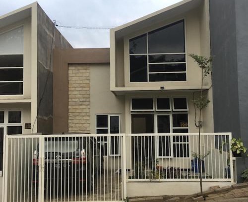 Blimbing Bed & Breakfast | Rumah Keluarga