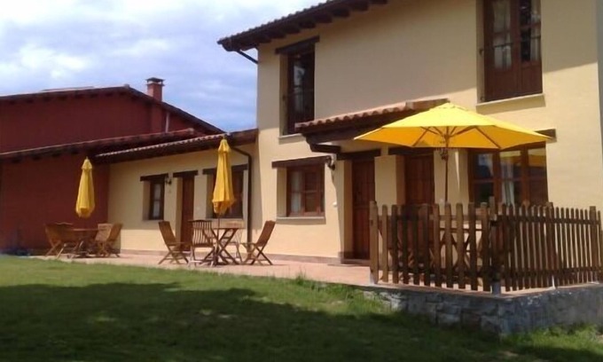 Llamigo Cottage | Rural apartment La Fuente de Báscones for 4 people