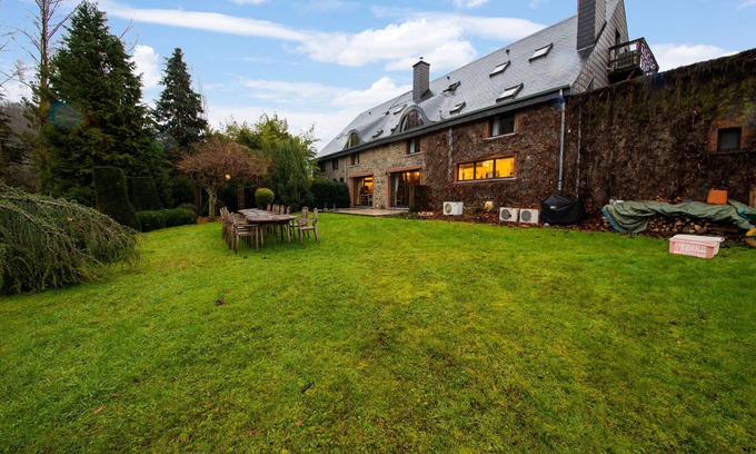 Jupille Other | Rural farmhouse in Jupille with private pool
