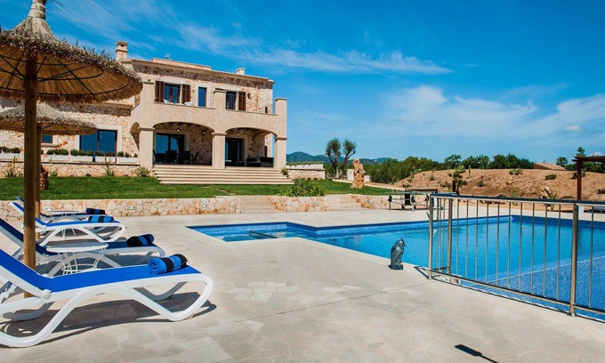 Santanyi House | Rural House "Can Vadell" with Pool and Garden