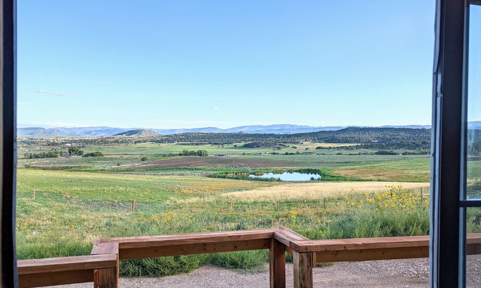 Bayfield Cabin | Rural Retreat Tiny Home Beautiful Colorado Views! Dog friendly.