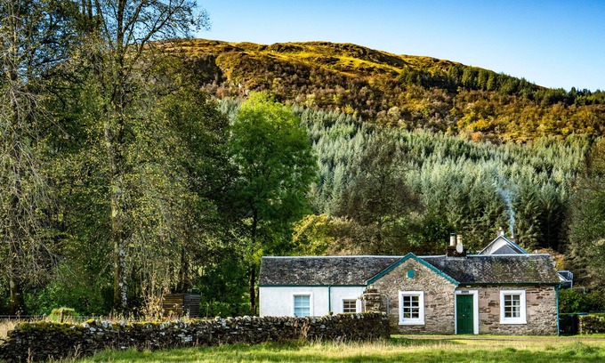 Colintraive Cottage | Rural Self-Catering Cottage near Tighnabruaich, Argyll and Bute