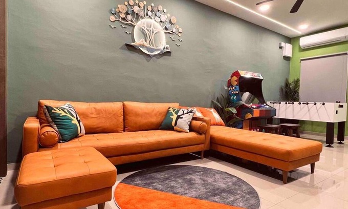 Taman Century Cottage | Rusa Cottage (Sleeps 10 pax - 1 min walk from KSL)