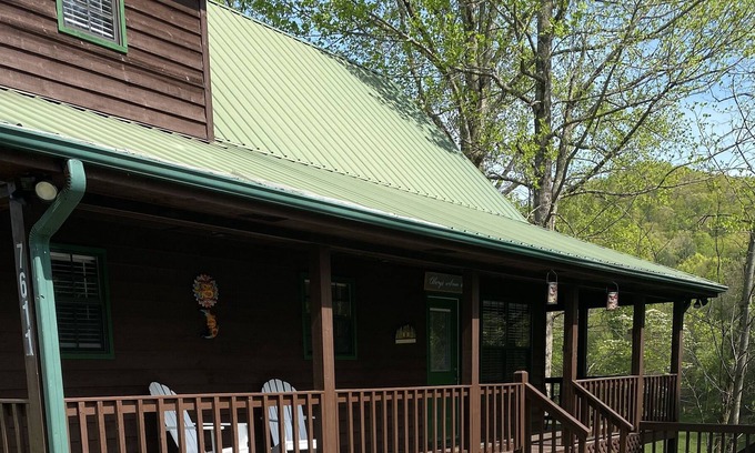 Young Harris Cabin | Rushing Waters