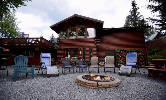 Cooper Landing House | Russian River House is located on the Kenai River, Cooper Landing AK.