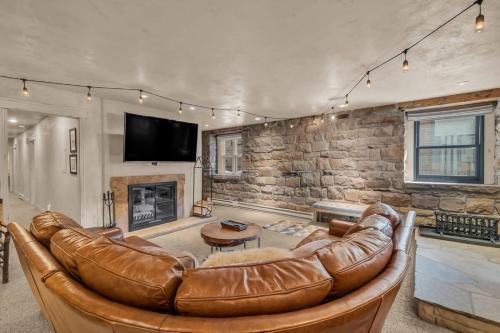 Downtown Park City House | Rustic 2BR Steps from Main St
