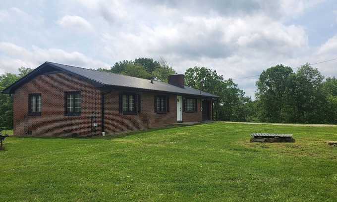 Clendenin Other | Rustic 3 Bedroom House- Classic West Virginia Mountain View