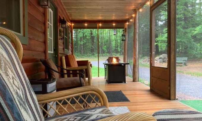 Woodgate Cabin | Rustic cabin - just minutes from miles of hiking trails!