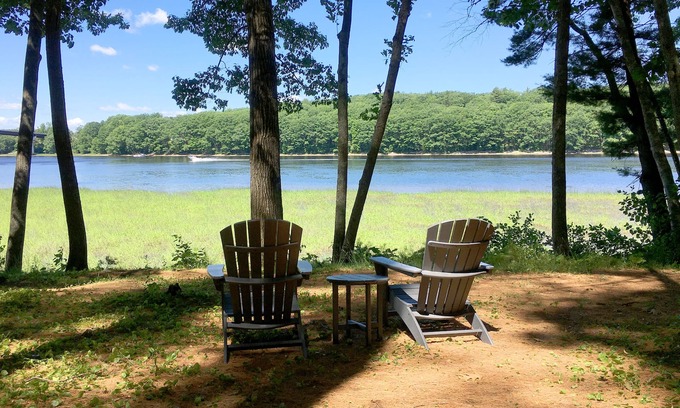 Dresden Cabin | Rustic cabin with a water view. Kayaks provided, riverside nature trail.