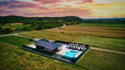 Republika Srpska House | Rustic Casa