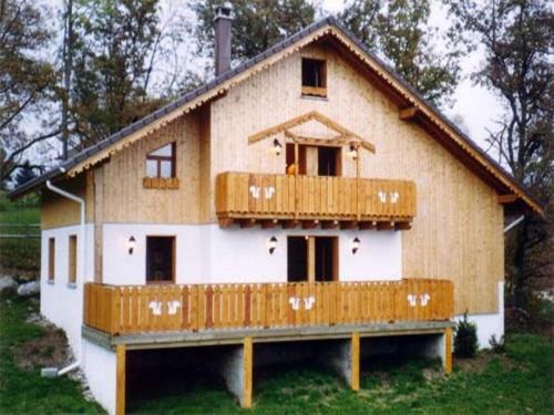Le Thillot Ski Chalet | Rustic Chalet for Families
