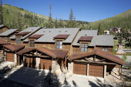 Purgatory House | Rustic Four-Season Vacation Rental near San Juan National Forest, Colorado
