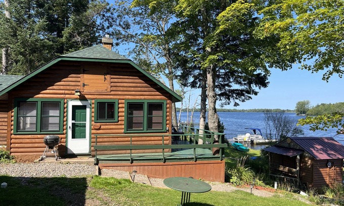 Iron River Cabin | RUSTIC LAKESIDE COTTAGE ON TRANQUIL SUNSET LAKE