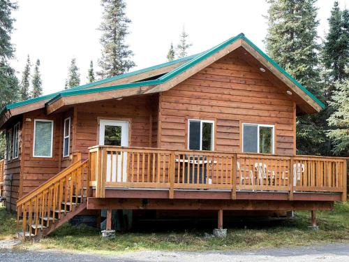 Cooper Landing House | Rustic Log Cabin on the Banks of Kenai Lake, Alaska