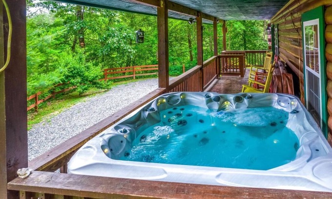 Bryson City Cabin | Rustic Log Cabin with Hot Tub - Pet Friendly - Fire Pit - WiFi