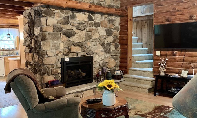 Baileys Harbor House | Rustic Log Home located near Baileys Harbor