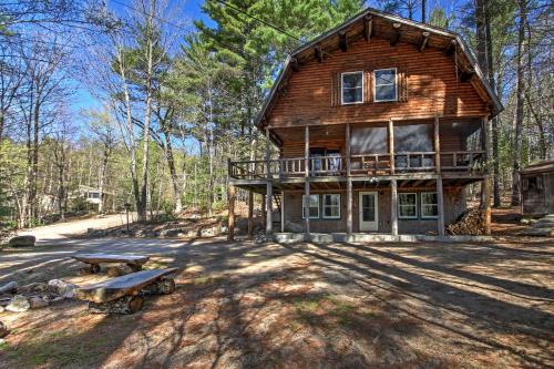 Eidelweiss Village House | Rustic Madison Treehouse Cabin with Game Room!