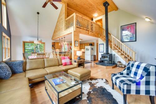 North Creek House | Rustic North Creek Getaway about 4 Mi to Gore Mtn!