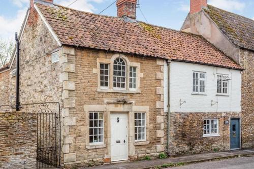 Beckington House | Rustic retreat in the Somerset countryside