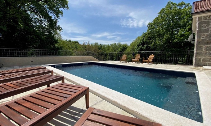 Novi Vinodolski House | Rustic stone house-Casa Tilia-with pool and sauna, in peaceful village near sea.