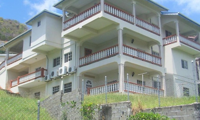 Layou Apartment | Rutland Vale Villa