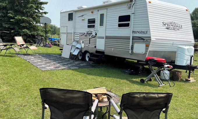Red Deer RV Rental | RV Camping on 2.5 acres - only 3 minutes from South Red Deer