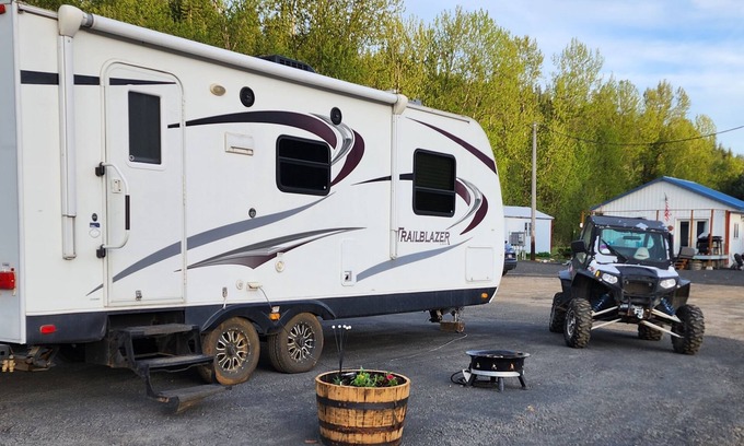 Pierce RV Rental | RV space available with full hookups at Patriots Place at Pierce America