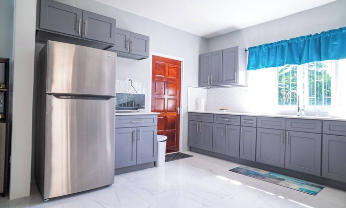 Greenwood House | RVR Rentals