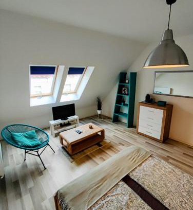 Terezvaros Apartment | RYB Lofts - Modern Comfort by Downtown BP