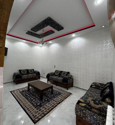 Mostaganem Apartment | Séjour spacieux tout confort avec terrasse à Mostaganem