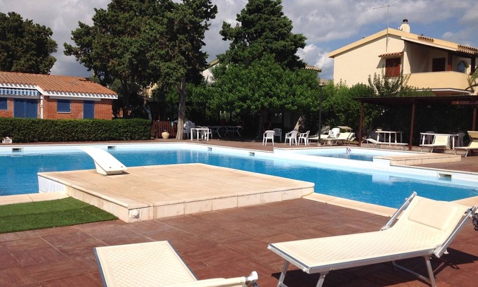 Quartu Sant'Elena House | S'Oru and Mari village house