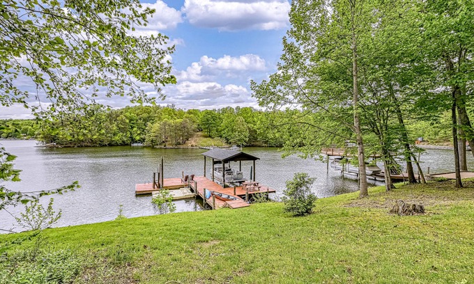 High Point House | S'thern Rock - Lakefront home with views, dock, screened porch, kayak & canoe
