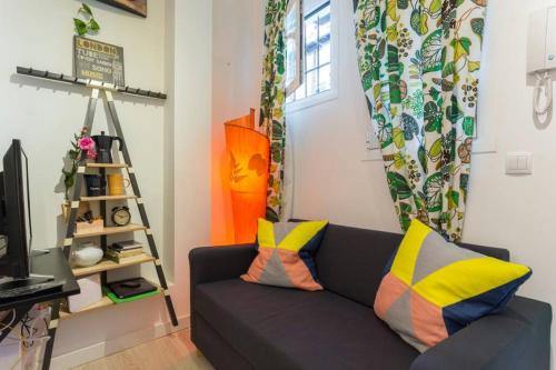 Embajadores Apartment | S32-Estudio con Wifi en Madrid Centro
