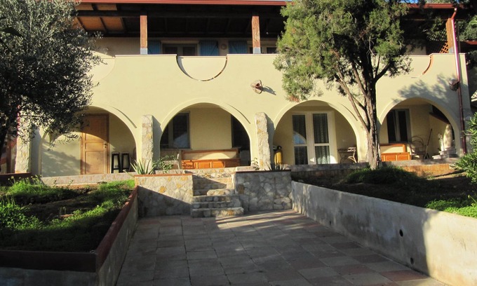 Sarroch House | Sa Domus perdia