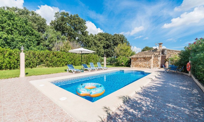 Buger Villa | SA FIGUERA BLANCA - Great traditional villa with private pool in inland Majorca.