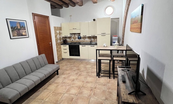 Iglesias Apartment | Sa&Sa Holiday Home