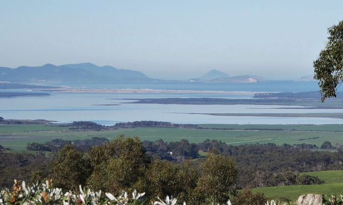 Fish Creek House | Sabrelyn Park Farmstyle Accommodation