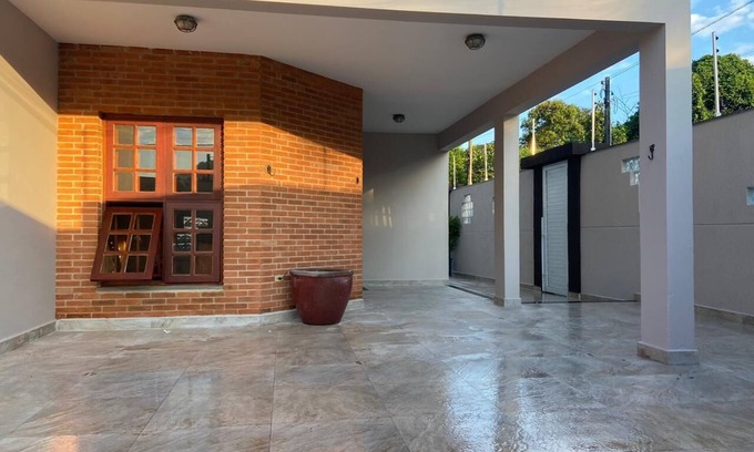 Praia da Enseada House | SACRED WITH AIR CONDITIONING IN ROOMS AND JACUZZI