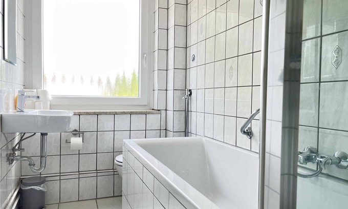 Schwandorf Apartment | (SAD153) small workers rental with balcony