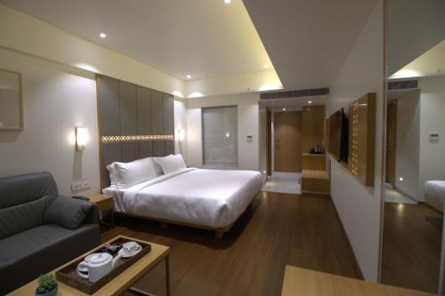 Bhopal Hotel | Safal Retreat