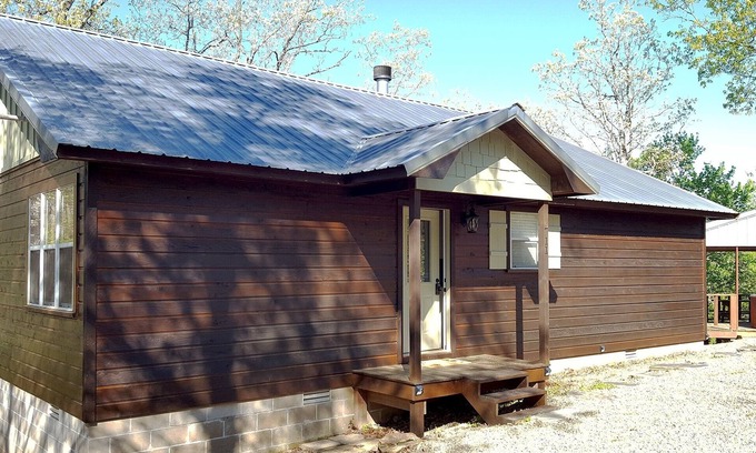 Battiest Cottage | Safari on Glover River With Private Riverfront Access and Hot Tub by Redawning