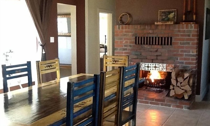 Geyserville House | Safe Retreat: Bicyclists, Birders, Wine Lovers, River Revelers Welcome!