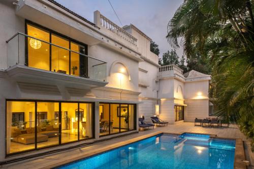 St.Stanislaus Villa Villa | SaffronStays Casablanca - veg only villa