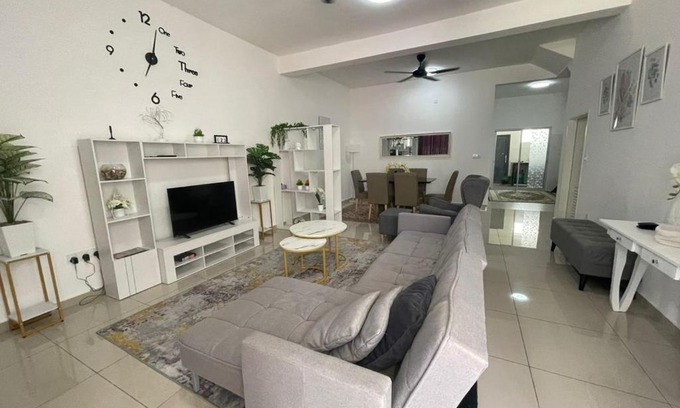 Kluang House | Safiyya Homestay