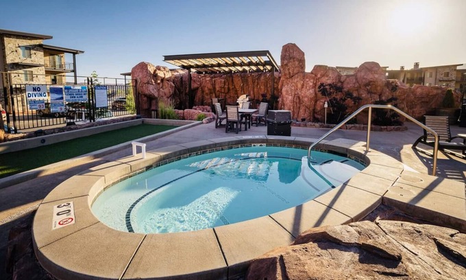 Moab South Valley House | Sage Creek at Moab Mt. Peale Hideaway