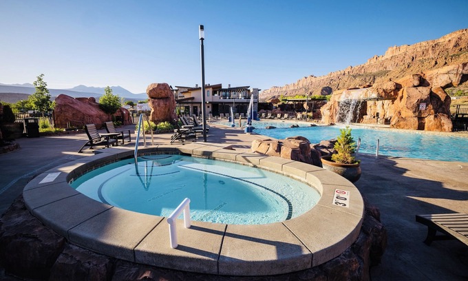 Moab South Valley Condo | Sage Creek Moab Condo F12 | *StunningPool*