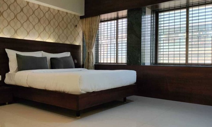 Airoli Hotel | Sai Nidhi By Glitz Hotels Mindspace Airoli