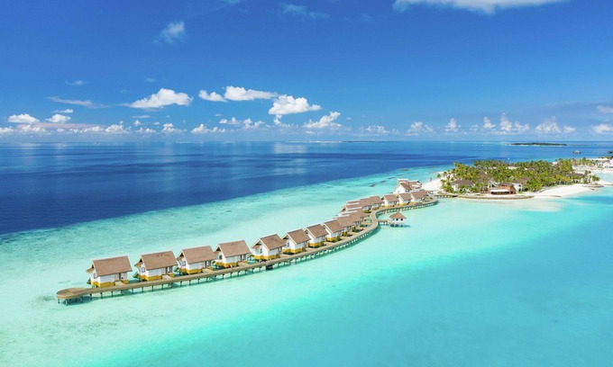 Eh'mafushi Resort | SAii Lagoon Maldives, Curio Collection by Hilton