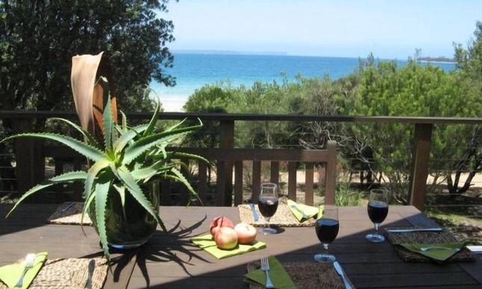 Vincentia House | Sail Away on Jervis Bay